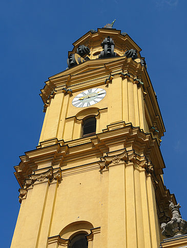 Theatinerkirche Fotos