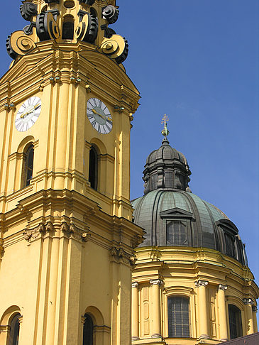 Fotos Theatinerkirche | München