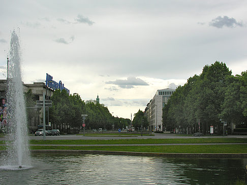 Fotos Haus der Kunst mit Allianz Arena | München