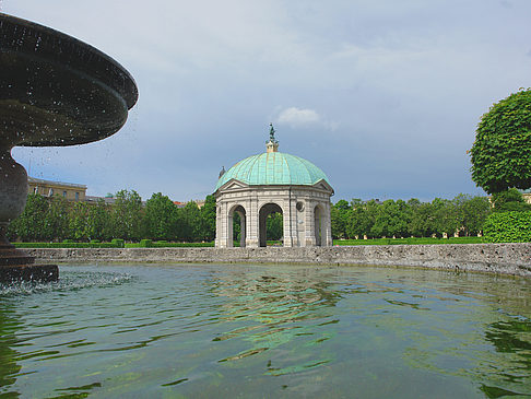 Fotos Brunnen im Hofgarten