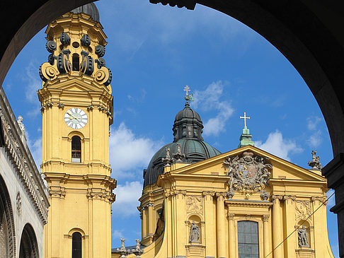 Theatinerkirche Fotos