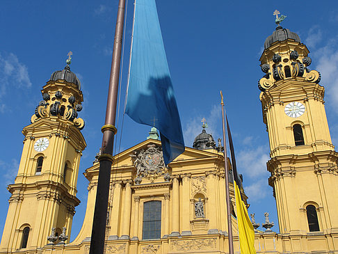 Theatinerkirche Fotos