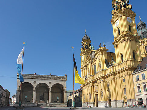 Foto Theatinerkirche - München